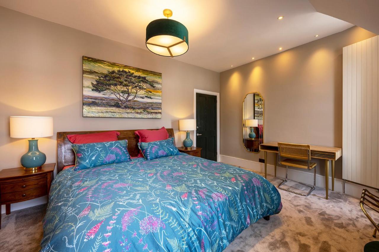 Luxury Central Home - Parking & Ev Point, Superking Bed كانتربيري المظهر الخارجي الصورة